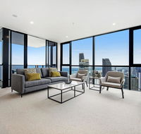 BRAND NEW Qube Broabeach Luxury 2 Bedroom - Accommodation in Surfers Paradise