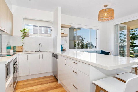 Breath-taking Ocean Front Apartment - Accommodation in Surfers Paradise 3
