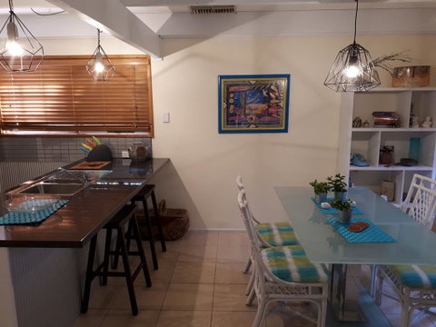 Bridgewater Dog'n'me...furkid And Family Friendly... - Accommodation in Surfers Paradise 2