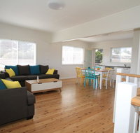 Bright and Breezy - Accommodation in Surfers Paradise