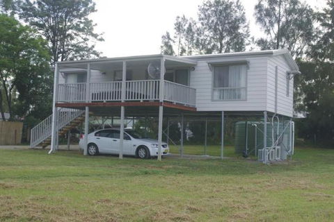 Broke Village Hideaway - Accommodation in Surfers Paradise 0
