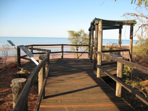 Broome Bird Observatory - Accommodation in Surfers Paradise 0