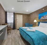 Buccaneer Motel - Deluxe Accommodation The Entrance - Accommodation in Surfers Paradise