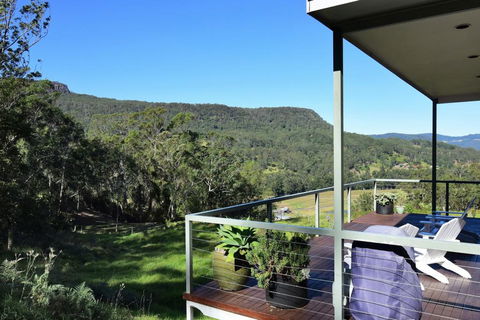 Budderoo - Unique With 270 Degree Views! - Accommodation in Surfers Paradise 1