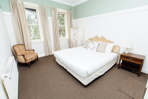 Bundanoon Hotel - Accommodation in Surfers Paradise 2