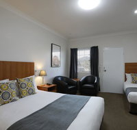 Cadman Motor Inn and Apartments - Accommodation in Surfers Paradise
