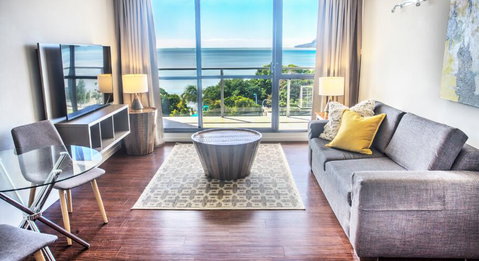 Cairns Plaza Hotel - Accommodation in Surfers Paradise 2
