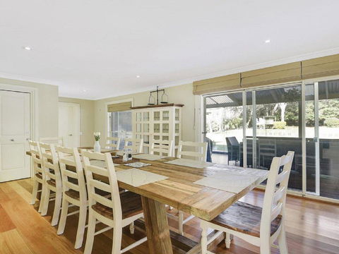 Camelot - Superbly Proportioned And Ideally Located - Accommodation in Surfers Paradise 1