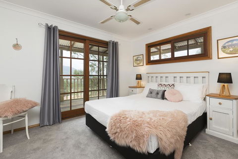 Cants Cottage - Accommodation in Surfers Paradise 1