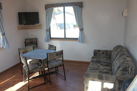 Capital Country Holiday Park - Accommodation in Surfers Paradise 2