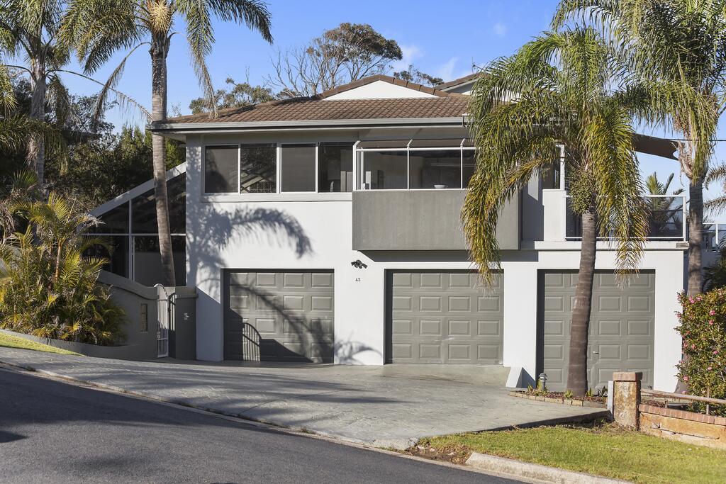 Berrambool NSW Accommodation in Surfers Paradise