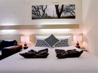 Book Euroa Accommodation Vacations Accommodation in Surfers Paradise Accommodation in Surfers Paradise