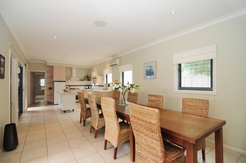 Ceespray On Owen - Accommodation in Surfers Paradise 2