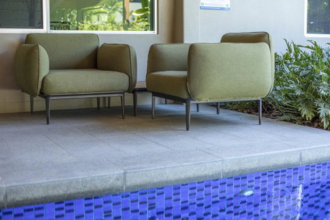 Celeste - At Funnel Bay - Accommodation in Surfers Paradise 2