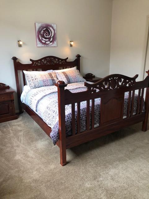 Albury NSW Accommodation in Surfers Paradise
