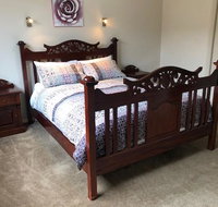 Central executive 3br townhouse 50m to dean street - Accommodation in Surfers Paradise