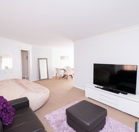 Central March 2 bed Walk everywhere - Accommodation in Surfers Paradise