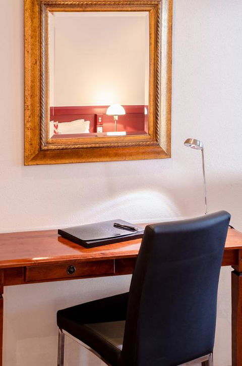 Central Studio Accommodation - Accommodation in Surfers Paradise 3