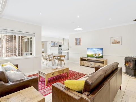 Cherry Walk Cottage - Accommodation in Surfers Paradise 1