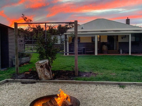 Chesterfarm And Stables - Accommodation in Surfers Paradise 2