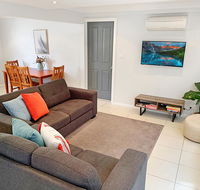City Center - Modern 2-Bedroom Apartment - Accommodation in Surfers Paradise
