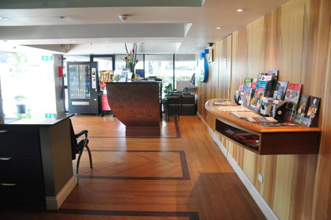 City Park Hotel - Accommodation in Surfers Paradise 2