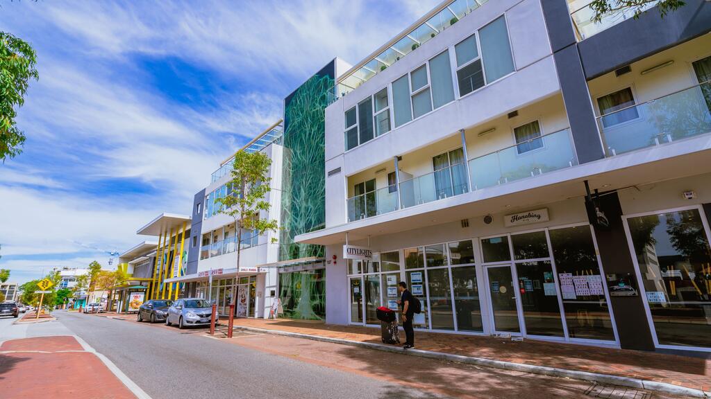 Perth City WA Accommodation in Surfers Paradise