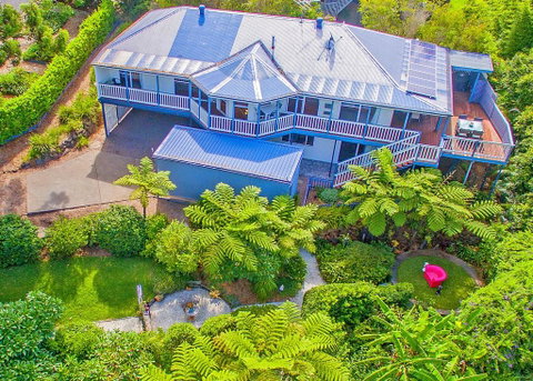 CLOUD 9 - Cliff Top Eagle Heights - Accommodation in Surfers Paradise 0