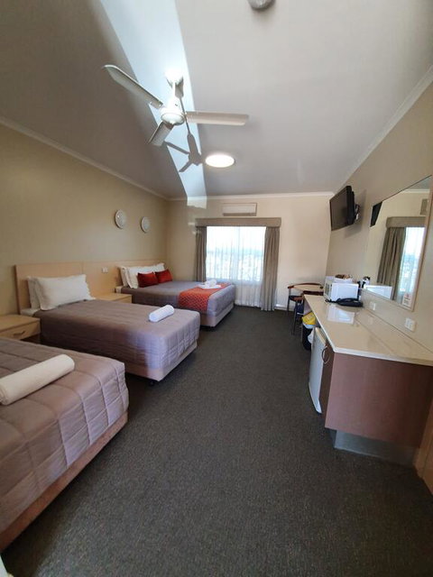 Club Motor Inn - Accommodation in Surfers Paradise 1