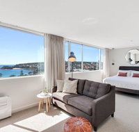 Coastal chic designer apartment - Accommodation in Surfers Paradise