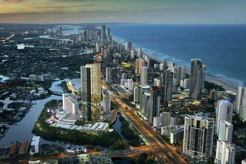 Coconut Grove Holiday House - Accommodation in Surfers Paradise 1