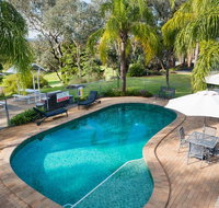 Commercial Golf Resort - Accommodation in Surfers Paradise
