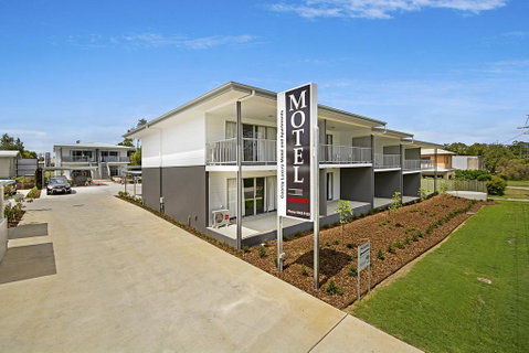 Cooroy Luxury Motel Apartments - Accommodation in Surfers Paradise 3