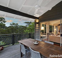 Copacabana Treehouse - 36 Oceano Street Copacabana - Accommodation in Surfers Paradise