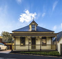Corinda Contemporary - Accommodation in Surfers Paradise