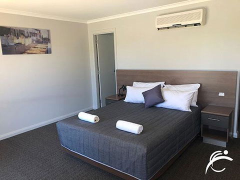 Coro Club Motel - Accommodation in Surfers Paradise 2