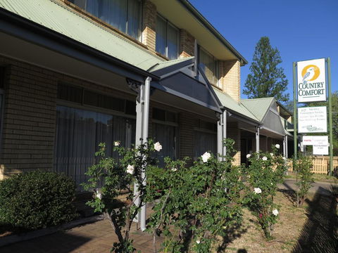 Country Comfort Armidale - Accommodation in Surfers Paradise 0