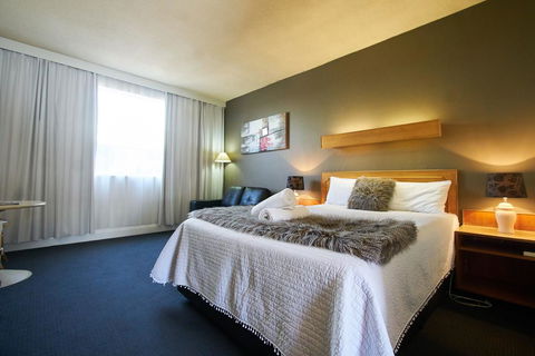 Country Comfort Armidale - Accommodation in Surfers Paradise 3
