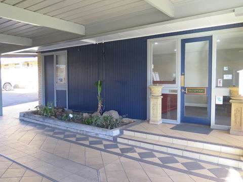 Country Comfort Armidale - Accommodation in Surfers Paradise 2