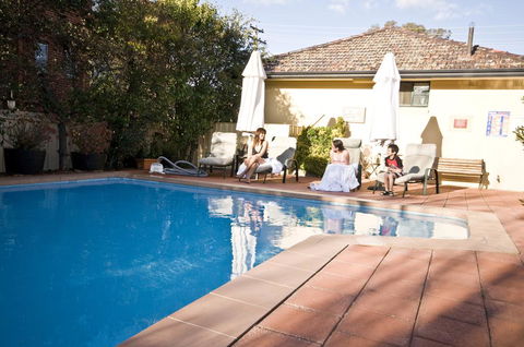 Country Plaza Motel - Accommodation in Surfers Paradise 0