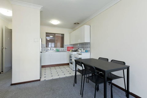 Cozy South Perth Unit Next To Perth Zoo - Accommodation in Surfers Paradise 0