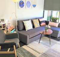Cozy homely apartment CBR central - Accommodation in Surfers Paradise