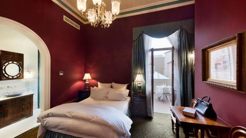 Craig's Royal Hotel - Accommodation in Surfers Paradise 2