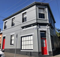 Cromwell Apartment - 3 Red Doors Battery Point - Accommodation in Surfers Paradise