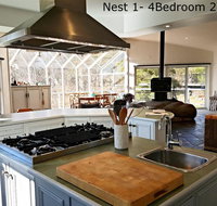 Crowes Nest Apartments - Accommodation in Surfers Paradise