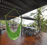Crusoe's Beach House - Airlie Beach - Accommodation in Surfers Paradise