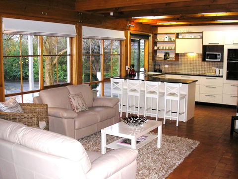 Cumquat Cottage - Accommodation in Surfers Paradise 2