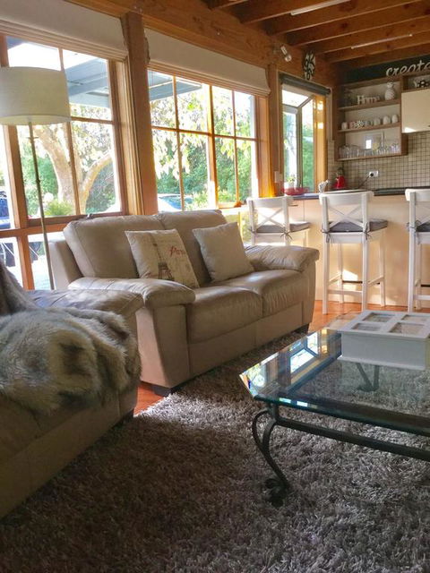 Cumquat Cottage - Accommodation in Surfers Paradise 3