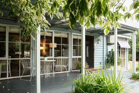 Cumquat Cottage - Accommodation in Surfers Paradise 1