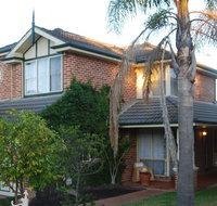 Cutmore Cottages - Highclaire House - Accommodation in Surfers Paradise